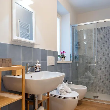 Elegante Bilocale Panoramico Belvedere Elegance Apartament *