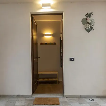 شقة Elegante Bilocale Panoramico Belvedere Elegance تريسو