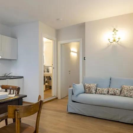 Elegante Bilocale Panoramico Belvedere Elegance Treiso